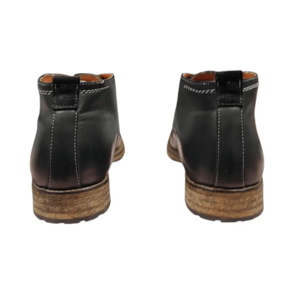 TRAVELIN Lace-Up Leather Chukka Boot Size 42